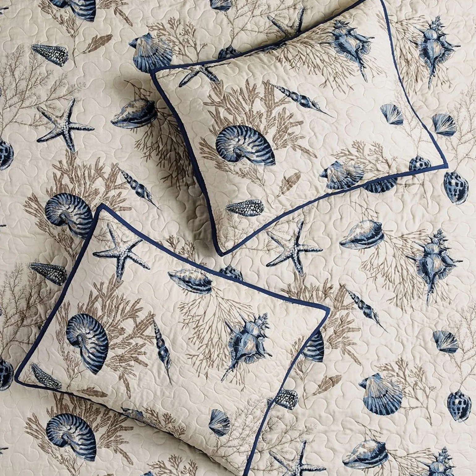 Bayside 6-Piece Reversible Coverlet Set - Full/Queen