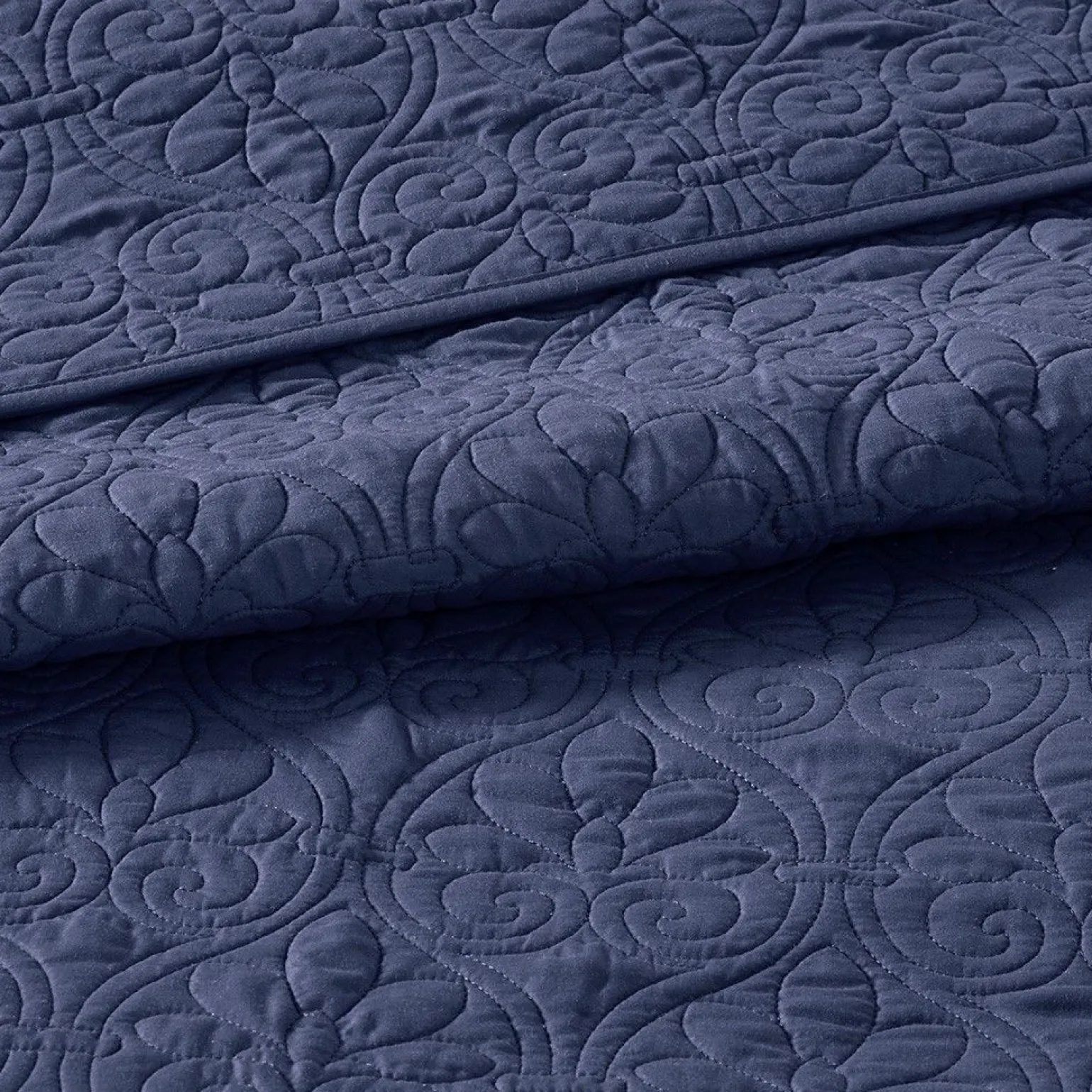 Becky Navy Reversible 3-Piece Coverlet Set - Full/Queen
