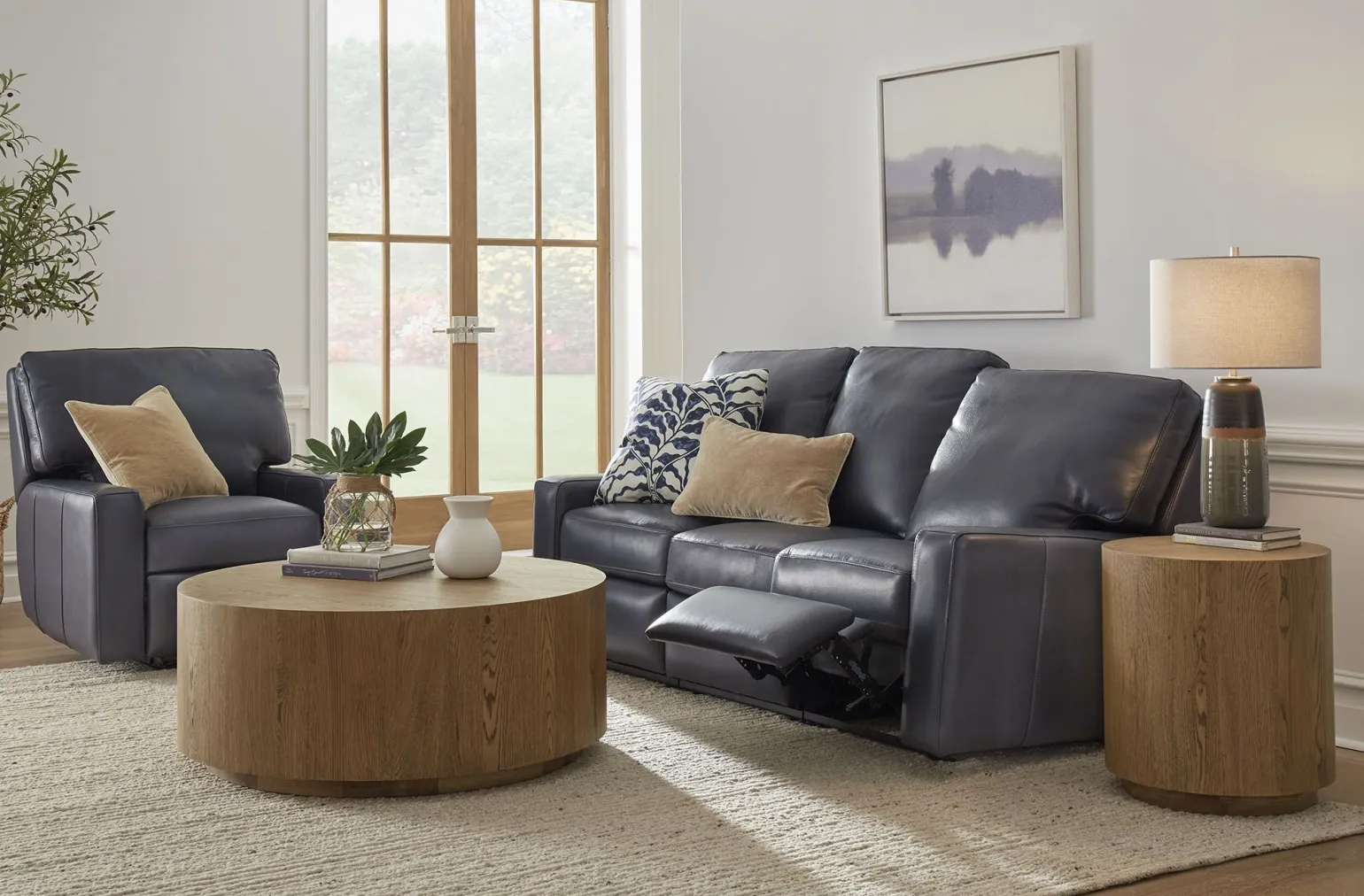 Cambridge Power Recliner