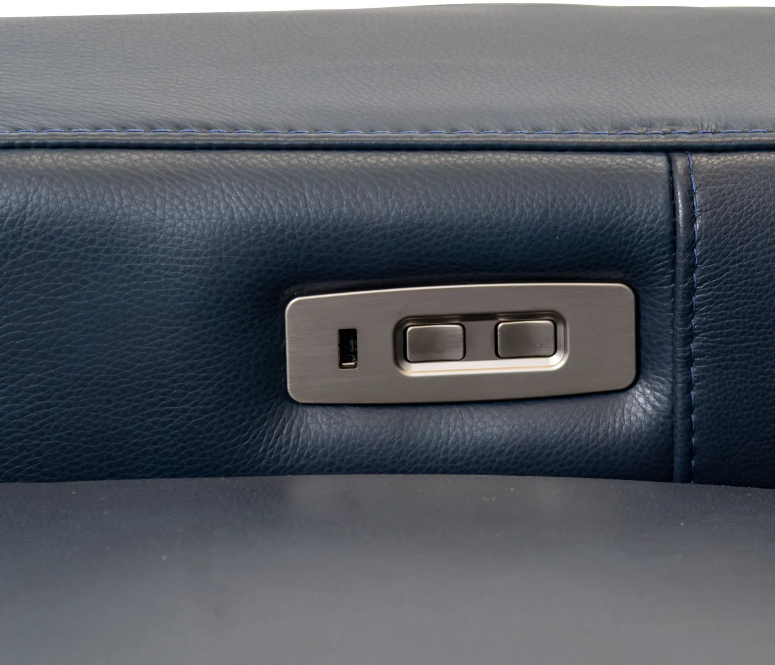 Cambridge Power Recliner