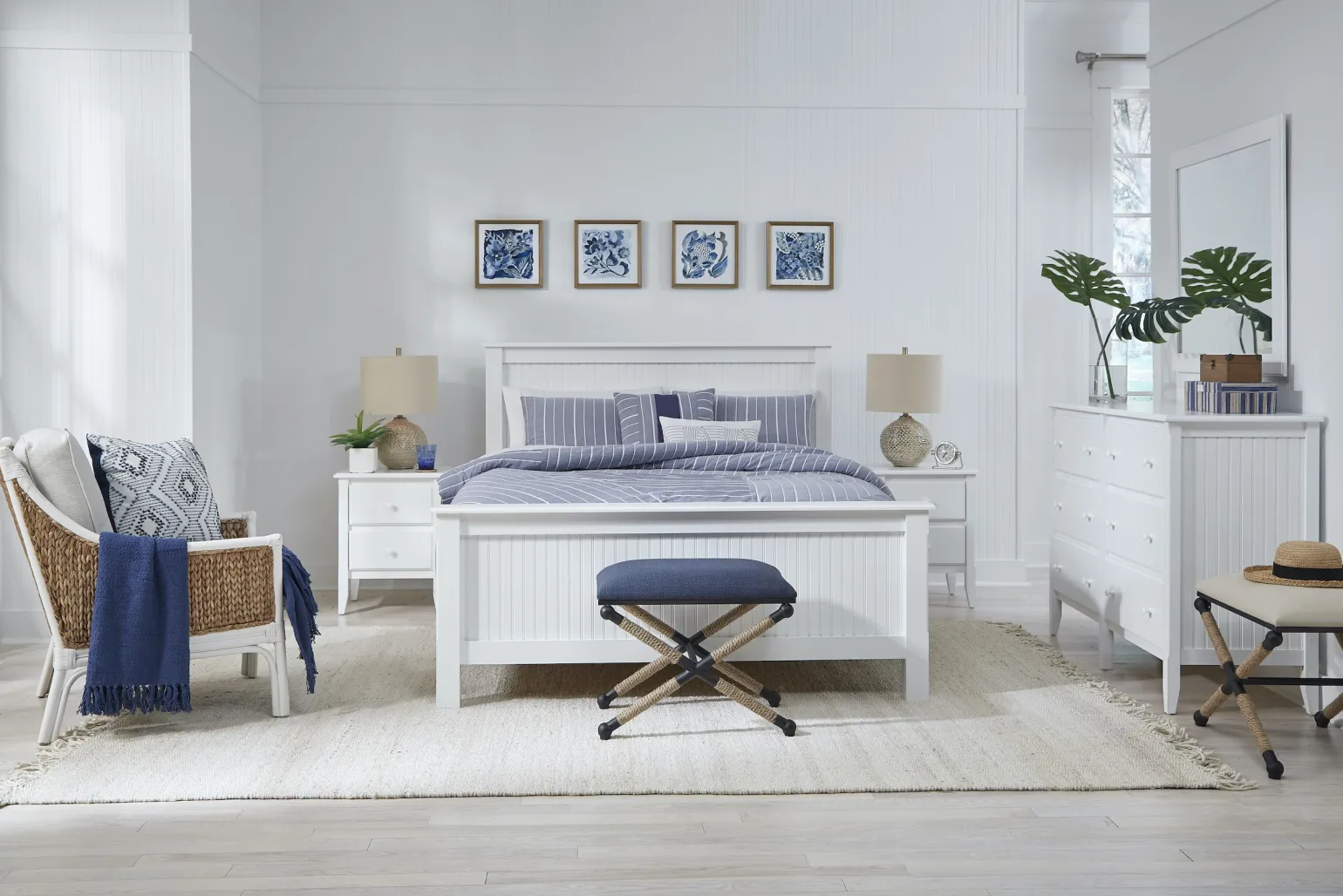 Cottage Queen Panel Bed