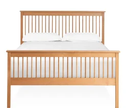 Shaker Queen Spindle Bed