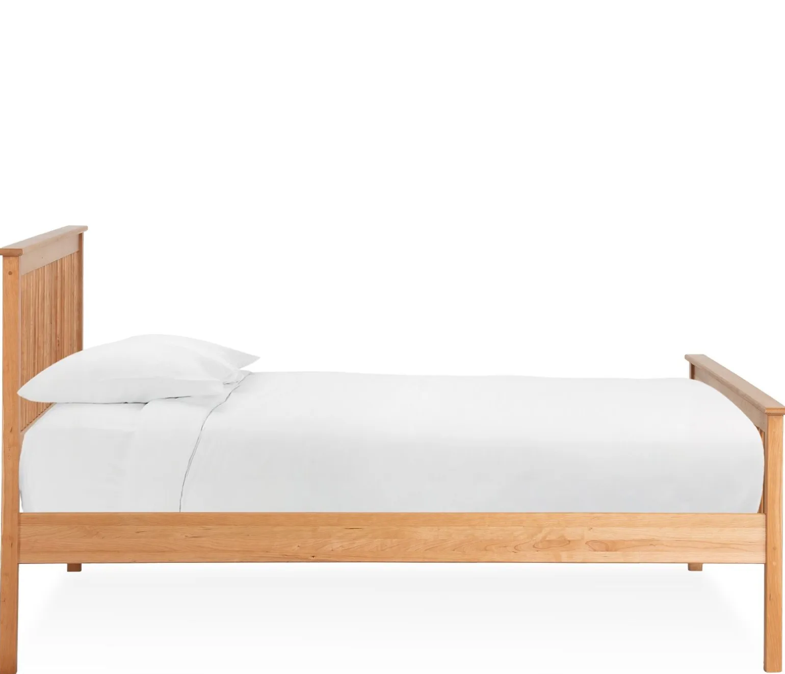 Shaker Queen Spindle Bed