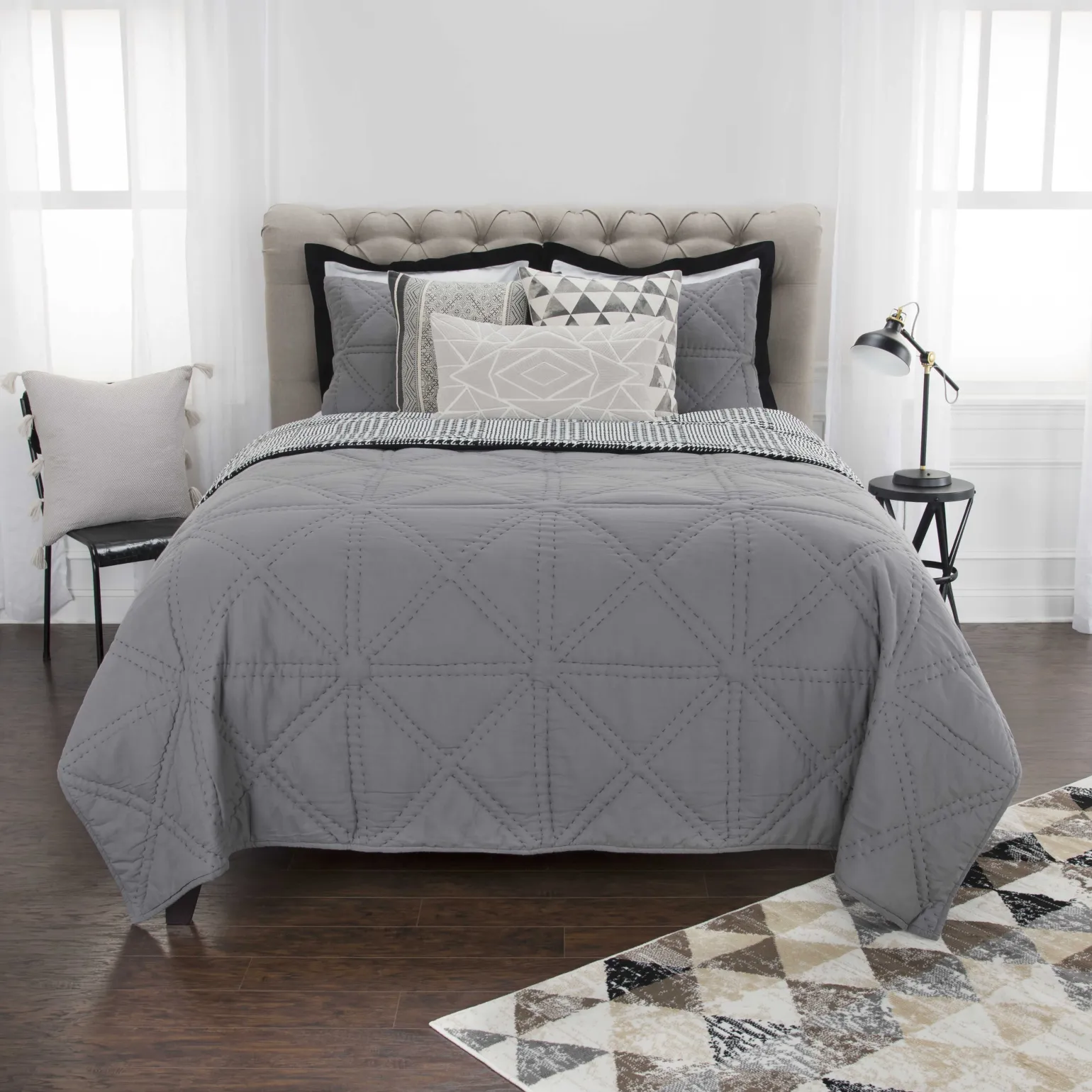 Sims Grey Quilt Set - Full/Queen