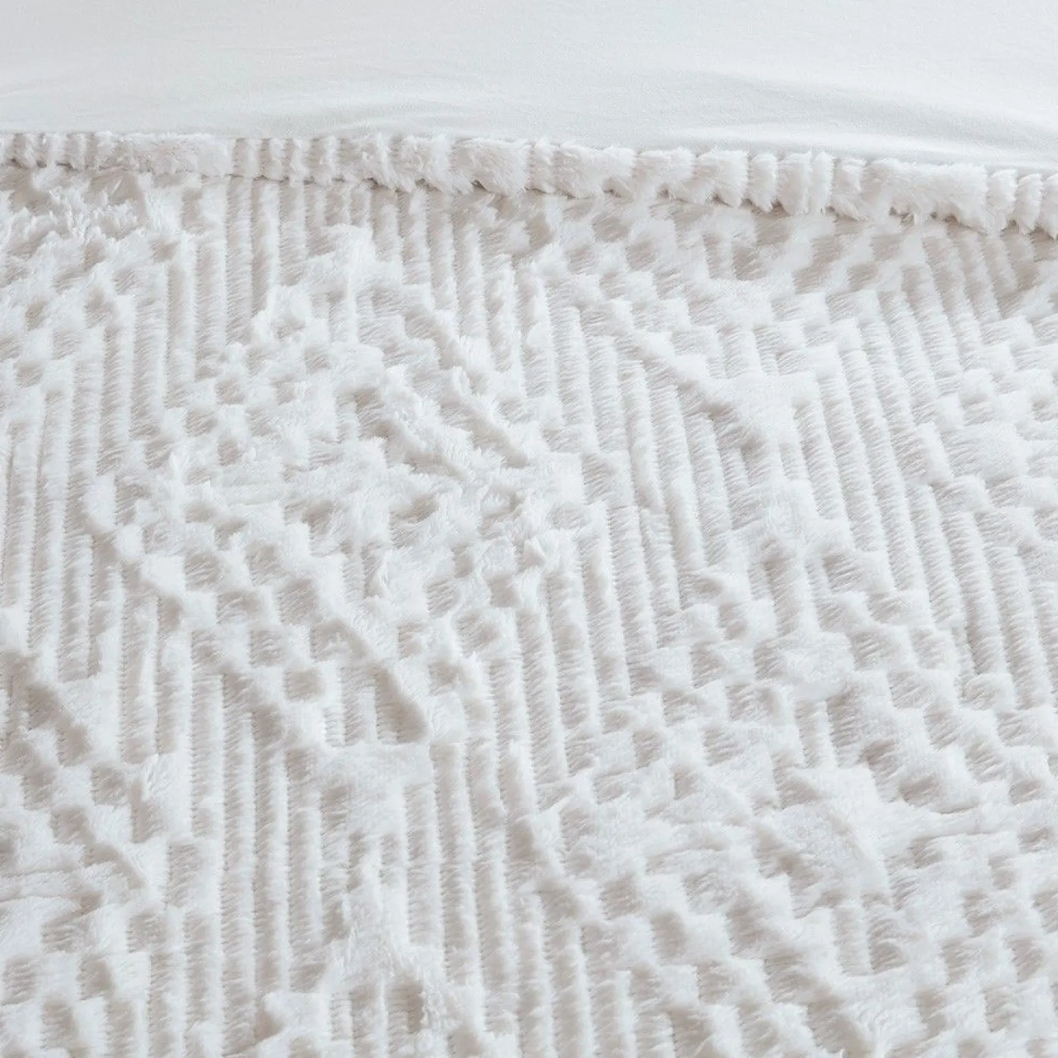 Teton 3-Piece Embroidered Plush Coverlet Set - Full/Queen